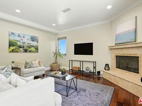 3200 Elm Avenue, Manhattan Beach CA 90266