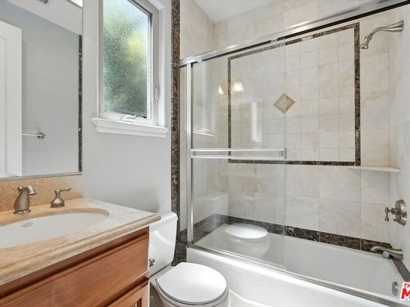 3200 Elm Avenue, Manhattan Beach CA 90266