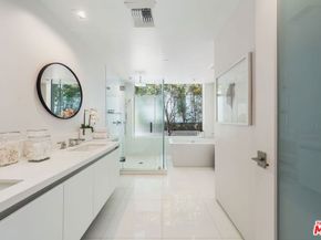 1012 2nd Street 1, Santa Monica CA 90403