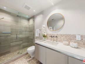 1012 2nd Street 1, Santa Monica CA 90403