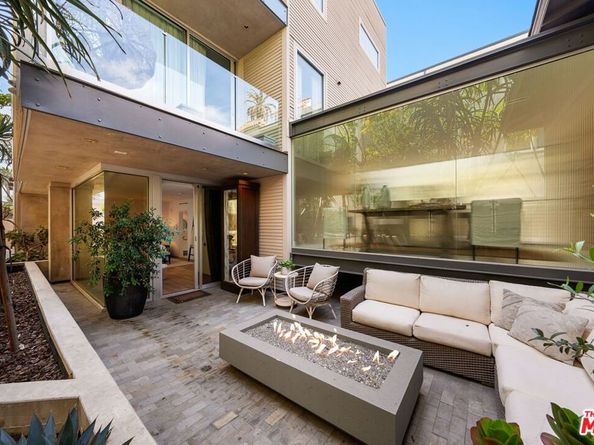 1012 2nd Street 1, Santa Monica CA 90403