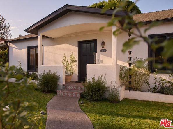 2811 Shadowlawn Avenue, Los Angeles CA 90039