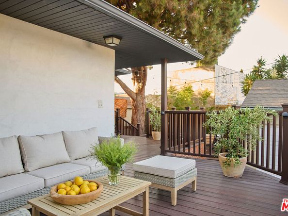 2811 Shadowlawn Avenue, Los Angeles CA 90039