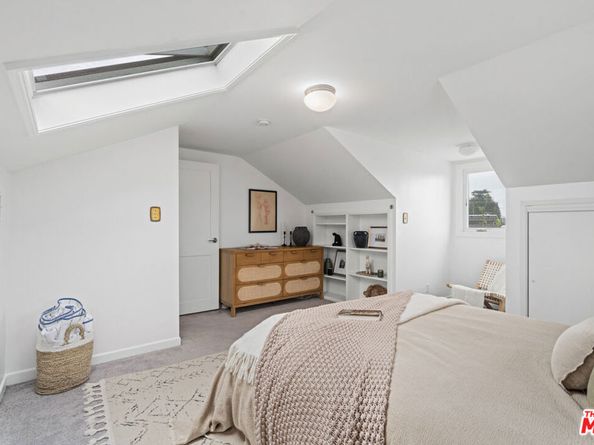 8044 Cowan Avenue, Los Angeles CA 90045