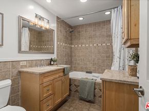 8044 Cowan Avenue, Los Angeles CA 90045