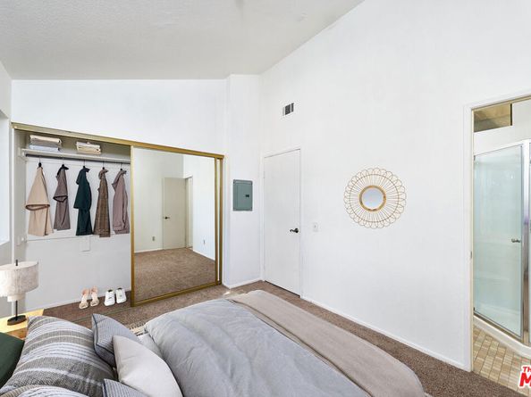 1054 Seco Street 206, Pasadena CA 91103