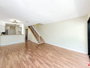 1054 Seco Street 206, Pasadena CA 91103