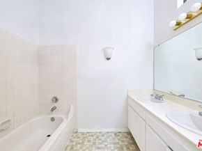 1054 Seco Street 206, Pasadena CA 91103
