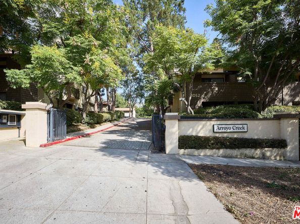 1054 Seco Street 206, Pasadena CA 91103