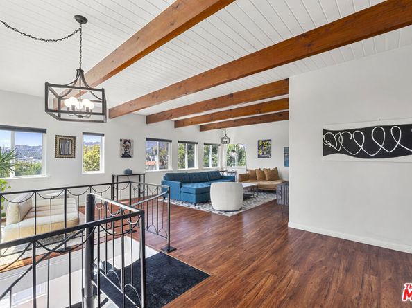 1840 Deloz Avenue, Los Angeles CA 90027