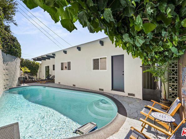1840 Deloz Avenue, Los Angeles CA 90027
