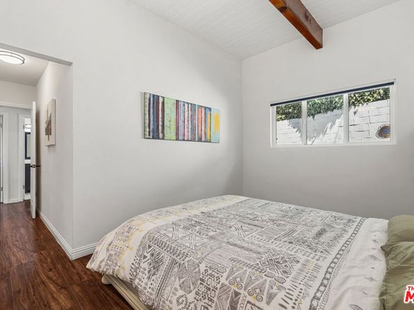 1840 Deloz Avenue, Los Angeles CA 90027