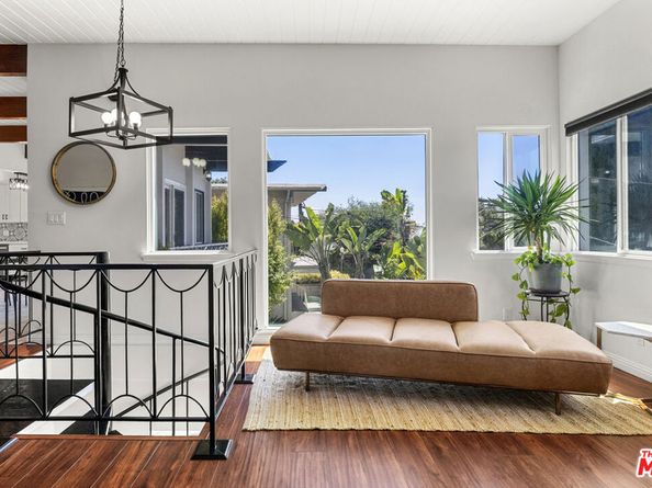1840 Deloz Avenue, Los Angeles CA 90027