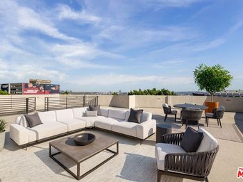 8788 Shoreham Drive