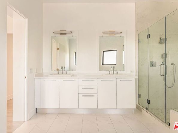 8788 Shoreham Drive PH43, West Hollywood CA 90069