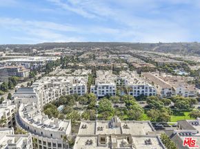 5625 Crescent Parkway 404, Playa Vista CA 90094