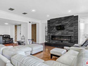 5625 Crescent Parkway 404, Playa Vista CA 90094