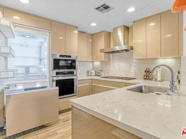 5625 Crescent Parkway 404, Playa Vista CA 90094