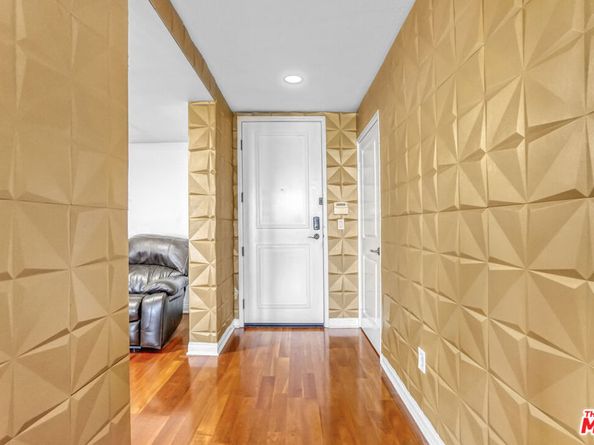 5625 Crescent Parkway 404, Playa Vista CA 90094