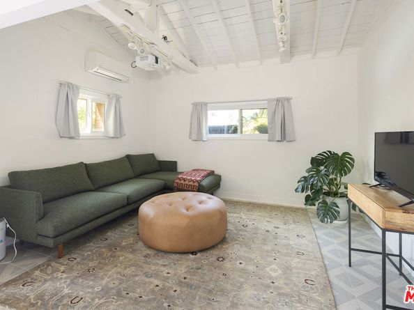 3127 Glendon Avenue, Los Angeles CA 90034