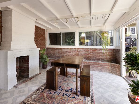 3127 Glendon Avenue, Los Angeles CA 90034