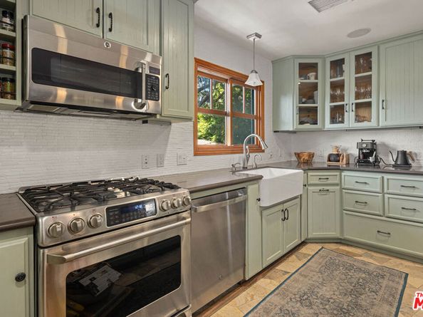 3127 Glendon Avenue, Los Angeles CA 90034