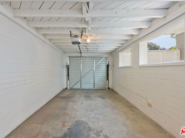 137 Strand Street, Santa Monica CA 90405