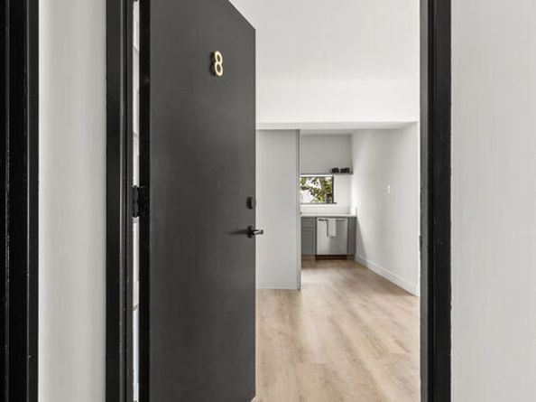 4723 Beverly Boulevard, Los Angeles CA 90004