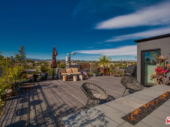 663 Brooks Avenue, Venice CA 90291