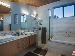 663 Brooks Avenue, Venice CA 90291