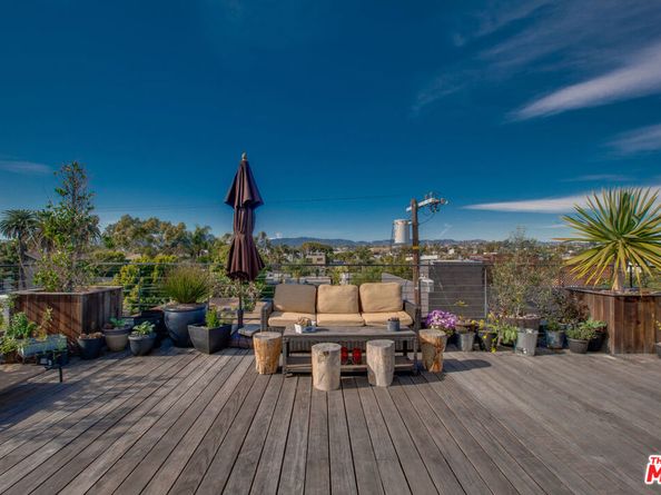 663 Brooks Avenue, Venice CA 90291