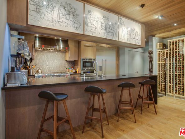 663 Brooks Avenue, Venice CA 90291