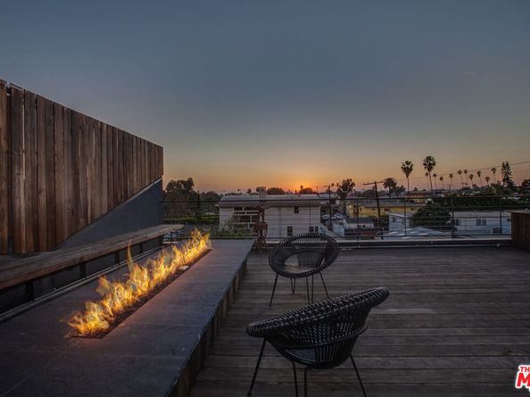 663 Brooks Avenue, Venice CA 90291