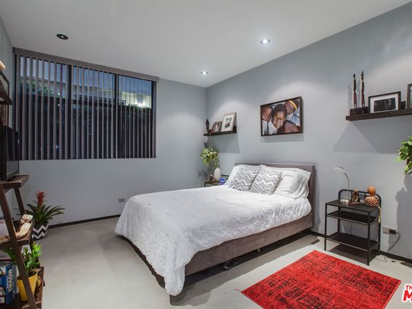 663 Brooks Avenue, Venice CA 90291