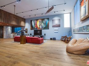 663 Brooks Avenue, Venice CA 90291