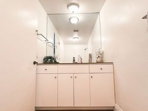 716 N June Street, Los Angeles CA 90038