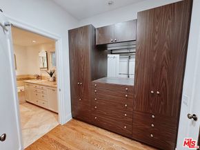 716 N June Street, Los Angeles CA 90038