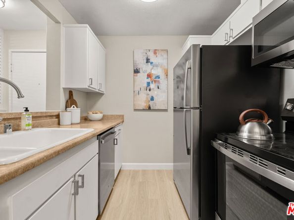 8163 Redlands Street 24, Playa Del Rey CA 90293
