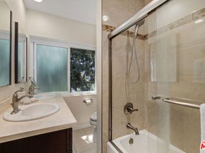 1127 15th Street A, Santa Monica CA 90403