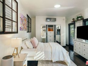 1664 Las Flores Drive, Glendale CA 91207