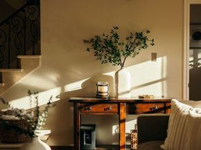 1664 Las Flores Drive, Glendale CA 91207