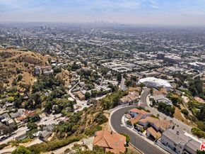 1842 N Crescent Heights Boulevard, Los Angeles CA 90069