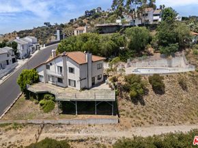 1842 N Crescent Heights Boulevard, Los Angeles CA 90069