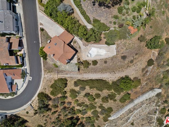 1842 N Crescent Heights Boulevard, Los Angeles CA 90069