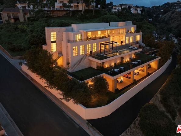 1842 N Crescent Heights Boulevard, Los Angeles CA 90069