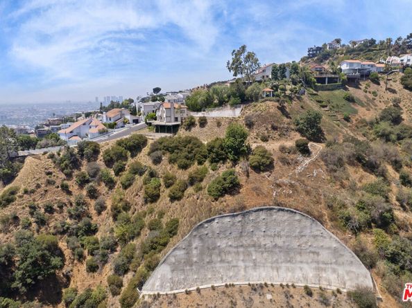 1842 N Crescent Heights Boulevard, Los Angeles CA 90069