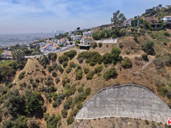 1842 N Crescent Heights Boulevard, Los Angeles CA 90069