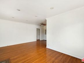6018 S Harcourt Avenue, Los Angeles CA 90043