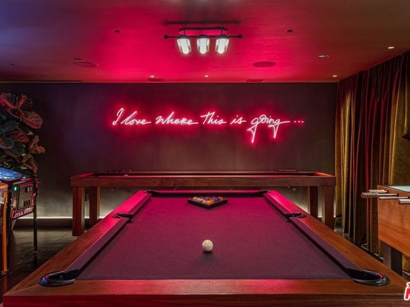 859 Woodacres Road, Santa Monica CA 90402