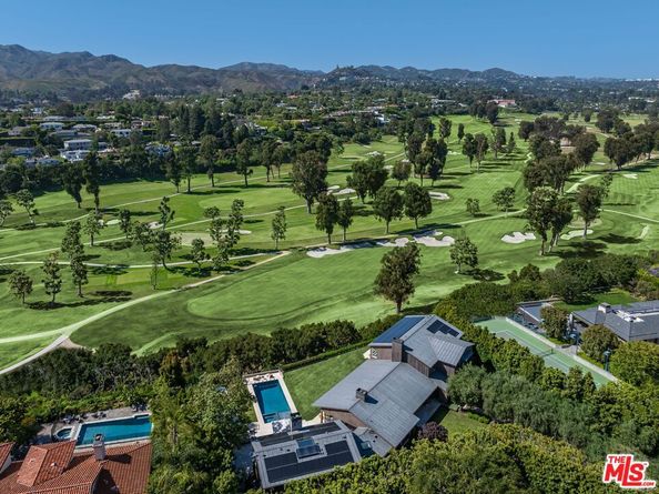 859 Woodacres Road, Santa Monica CA 90402